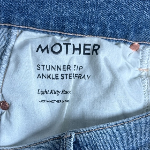 Mother The Stunner Ankle Step Fray Light Wash Raw Hem Crop Jeans - Picture 7 of 12